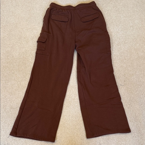 Forever 21 Brown Wide Leg Cargo Sweatpants - Picture 5 of 7